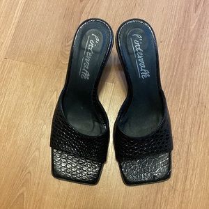 ❣️sold❣️ L’intervalle heels